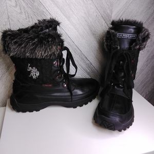 U.S.POLO ASSN. Women's Canyon Faux Fur Weather Black Boots Sz:10M